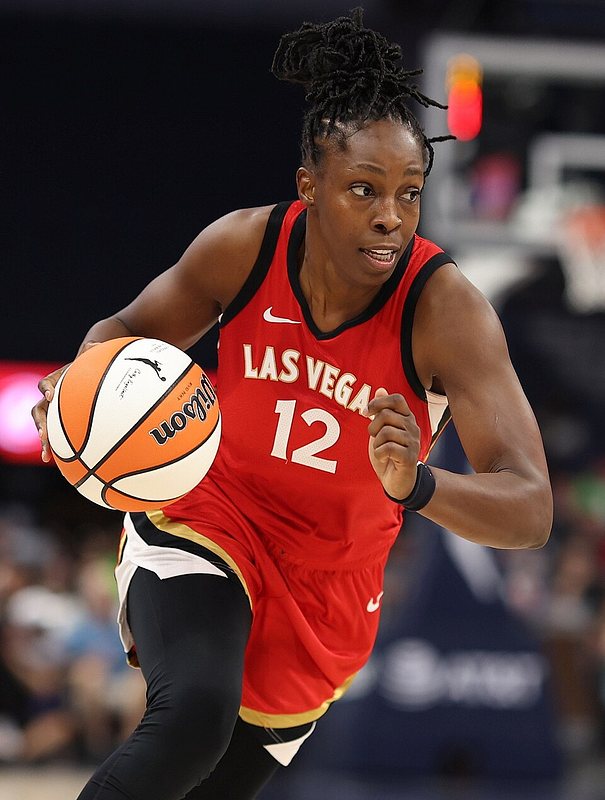 Chelsea Gray handles the ball against the Minnesota Lynx on July 22nd, 2023 at Target Center in Minneapolis, Minnesota.                                  (Photo Credit: John McClellan; Creative Commons License)