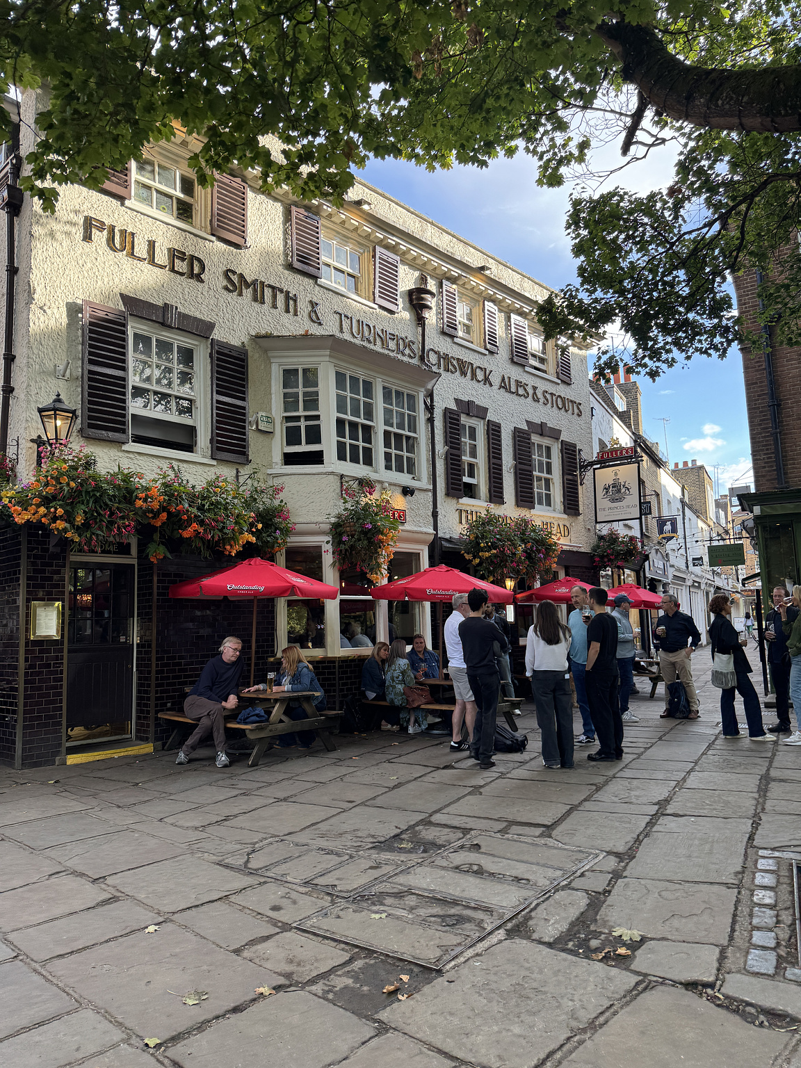 Visited the UK: the pub from Ted Lasso in Richmond