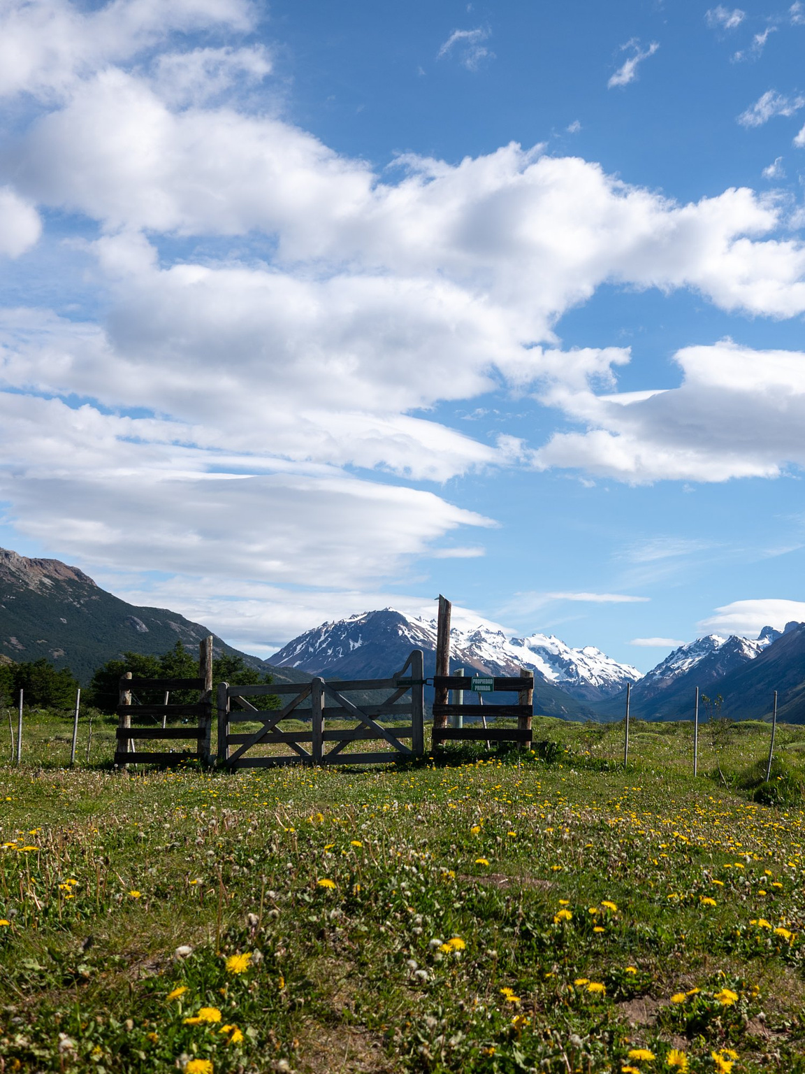 Eastern river valley hike