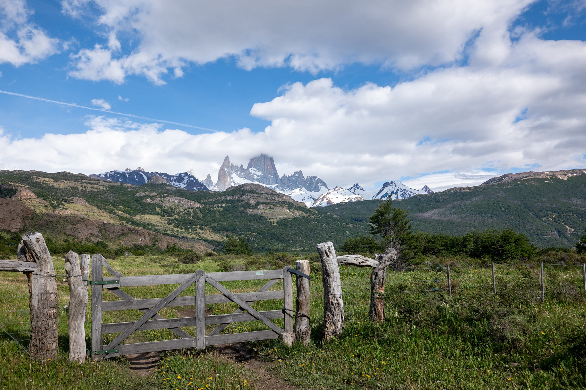 Eastern river valley hike