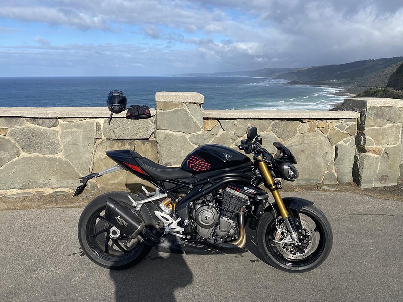 Triumph's Speed Triple 1200RS full black