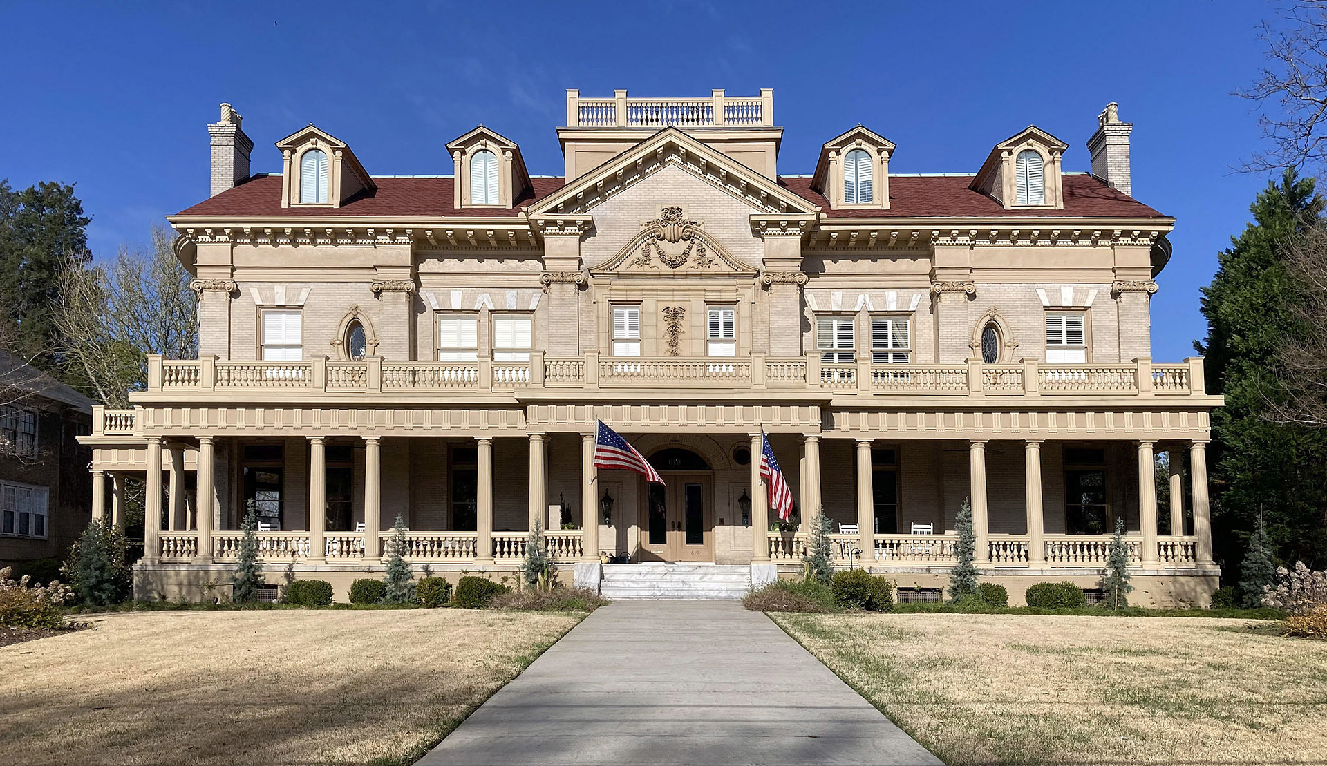 The McCaw-Massee House