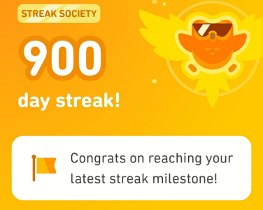 screenshot of a graphic Congratulating me on my 900 day streak.